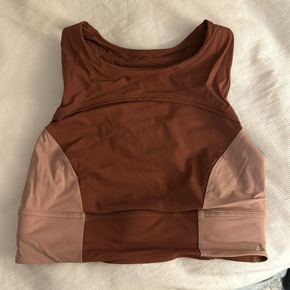 Lululemon High Neck Sports Bra
